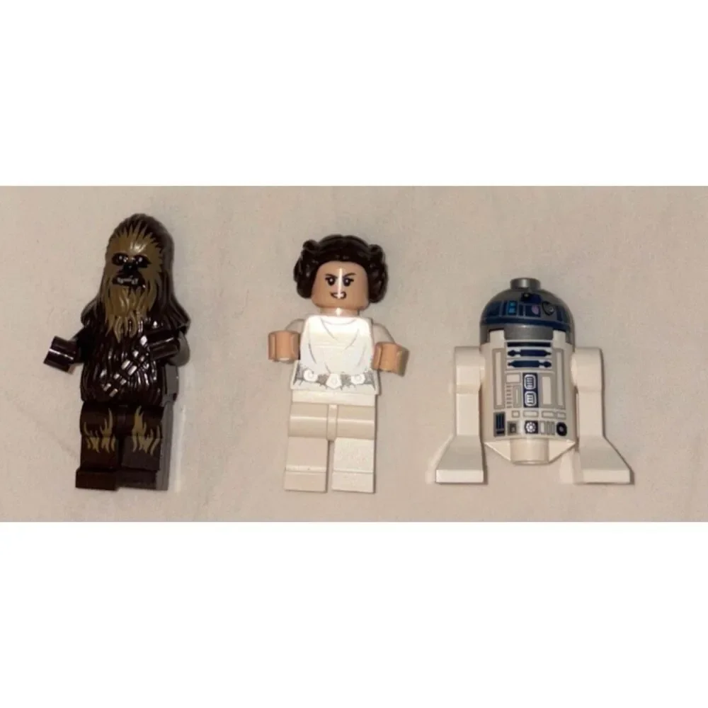 Lego Star Wars Minifigures - Group of 6 Luke, Leia, Han, Chewy, R2D2, C3PO